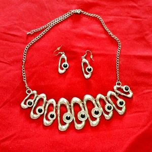 Paparazzi ♥ Take A Bow - Black ♥ Necklace